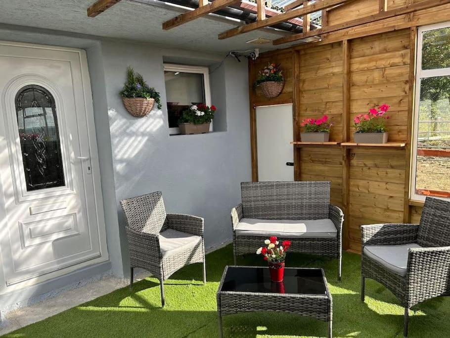 Stardust Getaway Tiny-Home E32Ak40 Piltown Kültér fotó